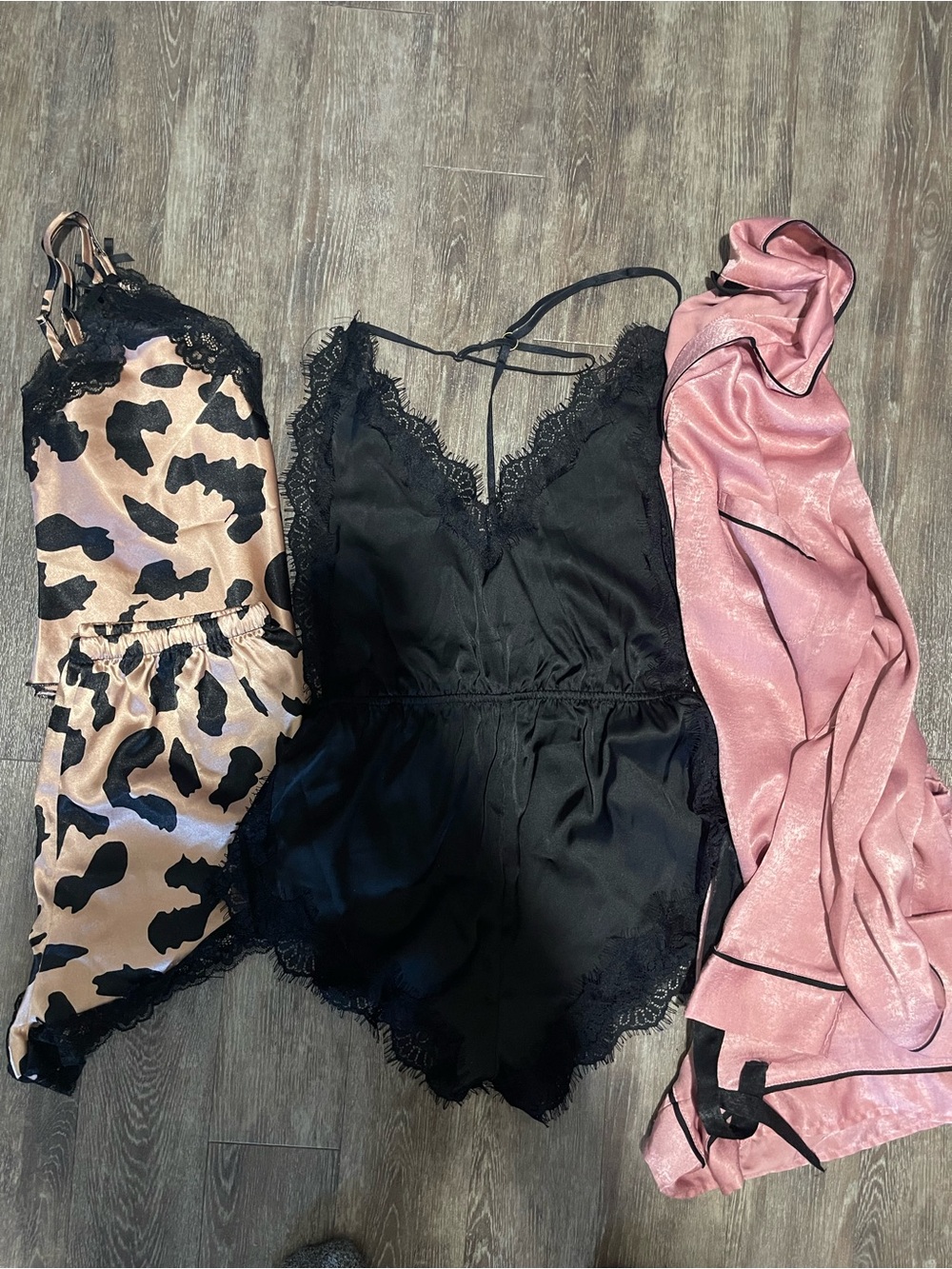 Bundle of 3 Sleepwears Small